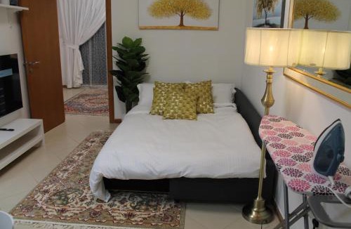 Dubai Marina Apartment | Newly furnished cozy 1 bedroom apartment close to JBR beach and metro