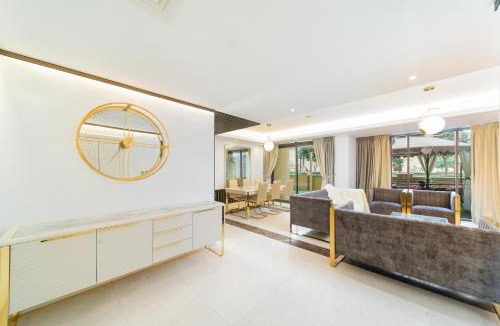 Jumeirah Beach Residence Apartment | Elan Suites 5-Bedroom Beach Villa