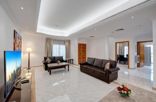 Mirdif Villa | J5 Holiday Homes Mirdif