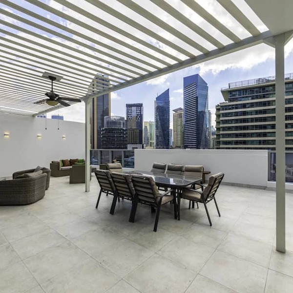 Maison Privee - Stunning 3-Floor Villa w/Kids Room and Rooftop Terrace over Dubai Marina