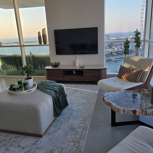 Beachfront, 250° view, private beach, high floor