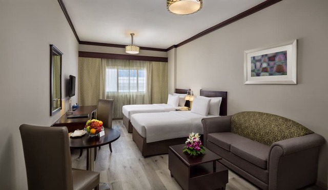 Savoy Crest Hotel Apartments