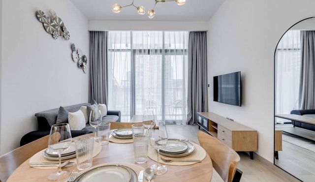 GLOBALSTAY. Azizi Riviera 40