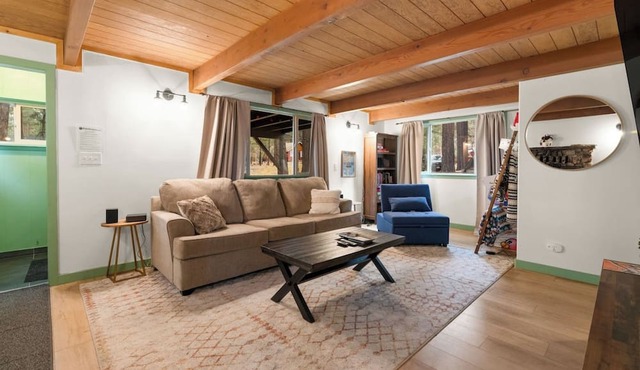 Charming Cabin Escape in Big Bear Lake