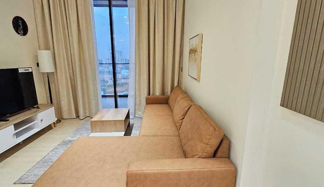 OYO HOME 1405 Spacious 1bed In Jvc Be