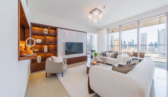 Exquisite 2BR Apt w/Burj Khalifa & Fountain View
