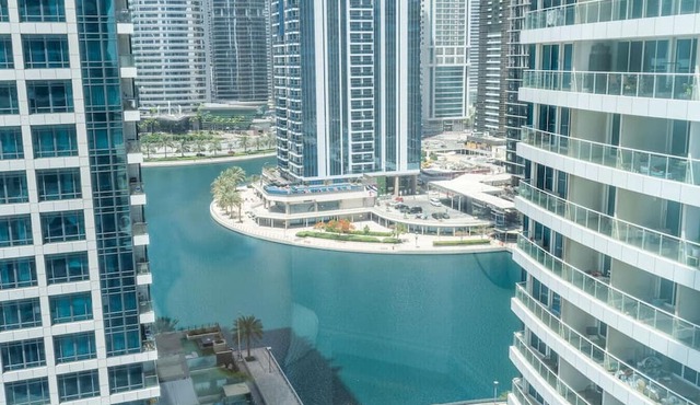 HAVN - Studio Apartment in JLT, with Lake Views