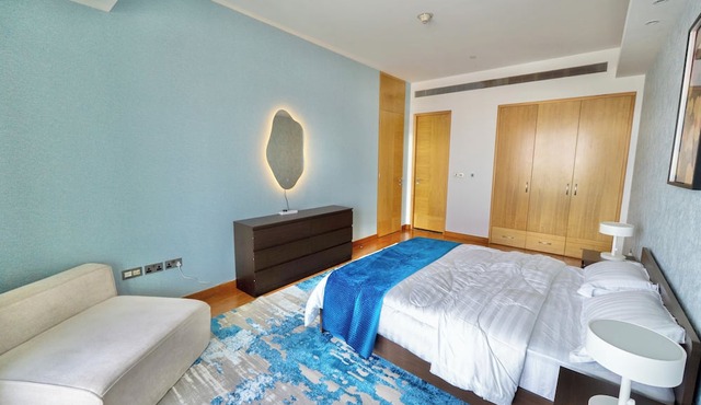 Luxury Vacation Home Nr Metro DWTC in Dubai