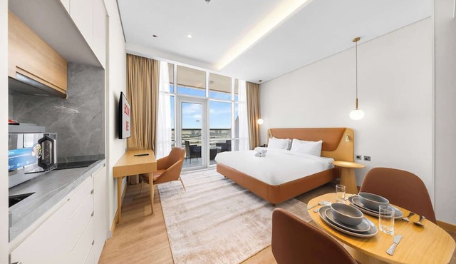 Free housekeeping visits during your stay - StayShort - Stunning Studio in JVT Sleeps 2 with Balcony!