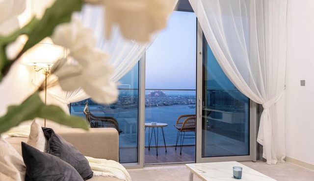 Plush 2 bed Apartment | Full Sea View | A* Service | Direct Beach Access