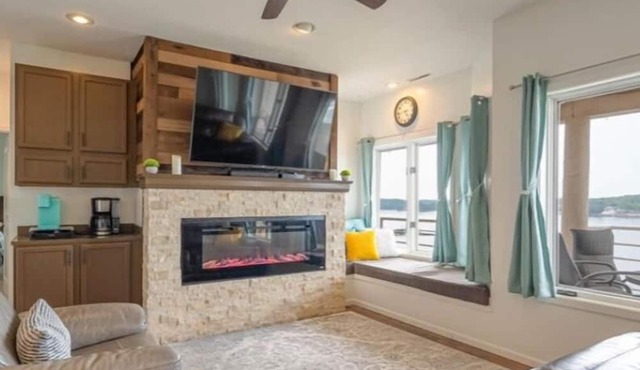 Stunning Main channel views, centrally located ,Newly remodelled , 2 bed, 2 bath in Lake Ozark