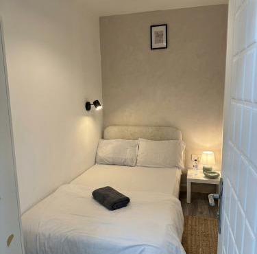MetroNest Room In Barsha Heights