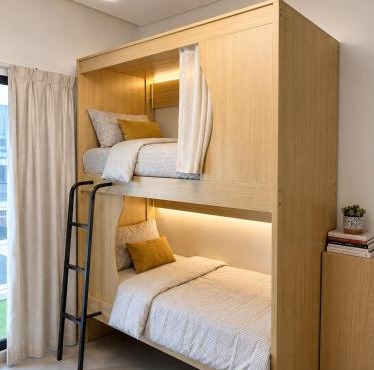 Premium Bed Spaces In Downtown Near Emirates Tower Metro