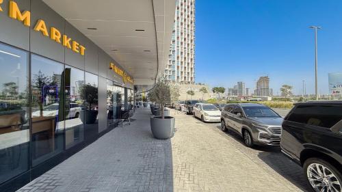 Luxury 3BR Maid room I Burj views I Downtown in Dubai
