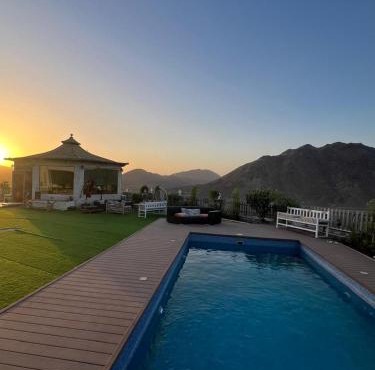 Mountain Peak Resort