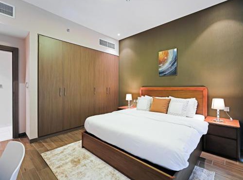 Modern 1-Bedroom Apartment in Sepcoo Residence-1105