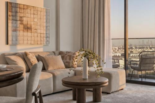 1 Bedroom Apartment in Central Park, City Walk
