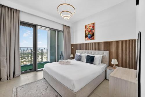 FIRST CLASS 1BR Luxury Steps from Dubai Mall