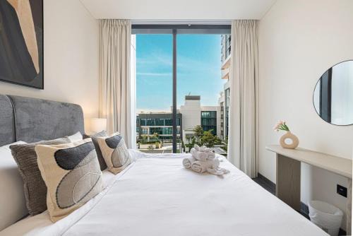 Modern 2 Bedroom Apartment in Sobha Hartland