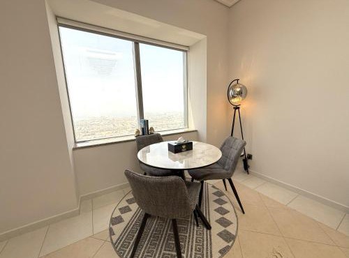 Trinity Holiday Homes - Sheikh Zayed Road Right Next to Financial Center Metro Station Exit 1