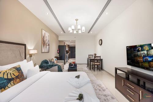Spacious & cozy Studio in Downtown!