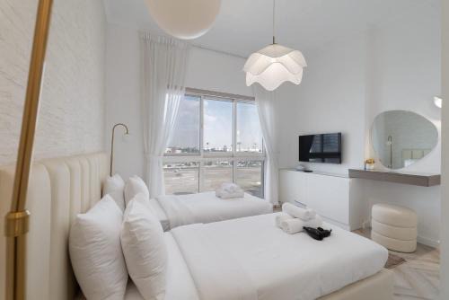 Free housekeeping visits during your stay - Stayshort - Refined 1 Bedroom Living in Sports City that Sleeps 4
