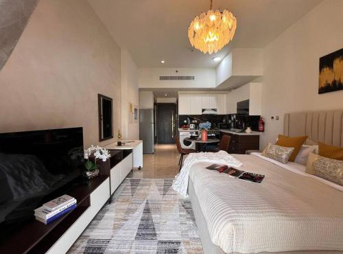 Fully Equipped Home near Miracle & Butterfly Gardens