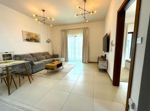 Sleek 1BR in DSO, Dubai