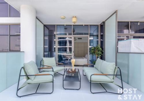 Studio with view at Loreto Damac Hills - Host & Stay