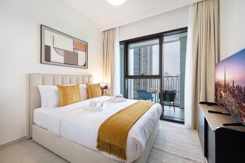 SmartStay at Downtown Views - Best Burj Khalifa View - Brand New Luxury Apartments