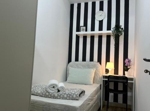 Lovely Private Partition Room in Barsha Heights