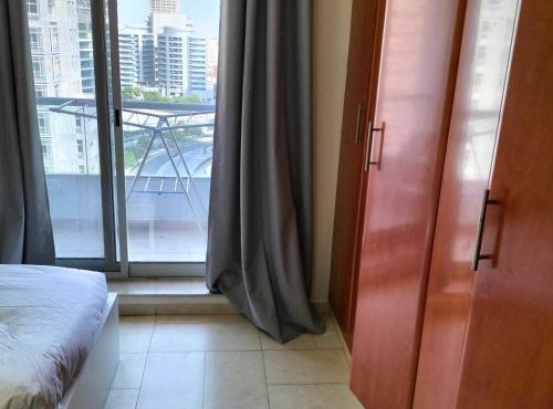 Amazing apartment 2 bed rooms in Tecom 6 pax