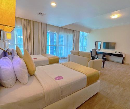 Emirates Grand Hotel 