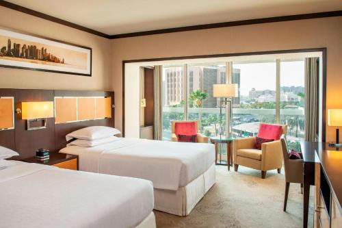 Sheraton Dubai Creek Hotel 